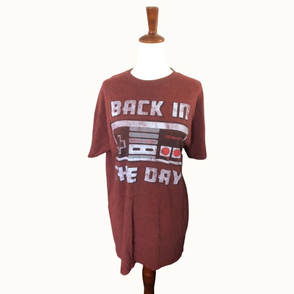 Nintendo Controller Graphic Tee Red Back‎ In The Day Mens M